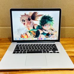 Apple MacBook Pro 15” Mid 2015 2.8Ghz QUAD-Core Intel i7 16Gb RAM 500Gb SSD SCRATCH ON SCREEN 
