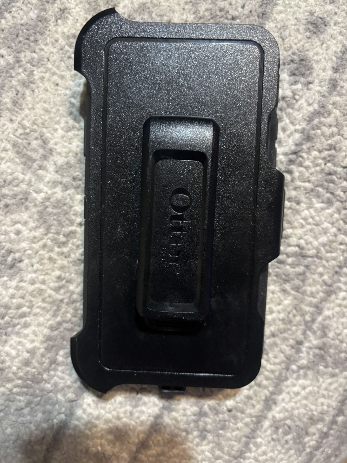 Waist connected phone case, with phone case around it