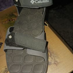 Columbia  Surf Tide Sandals Black  Size 8