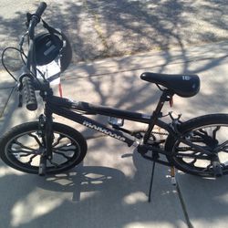 Used Mongoose Rebel Kids 20 inch BMX Bike - Black
With New Helmet For 75flls (Alvernon Between Drexel And Valencia