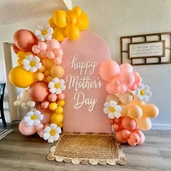 Balloon arch