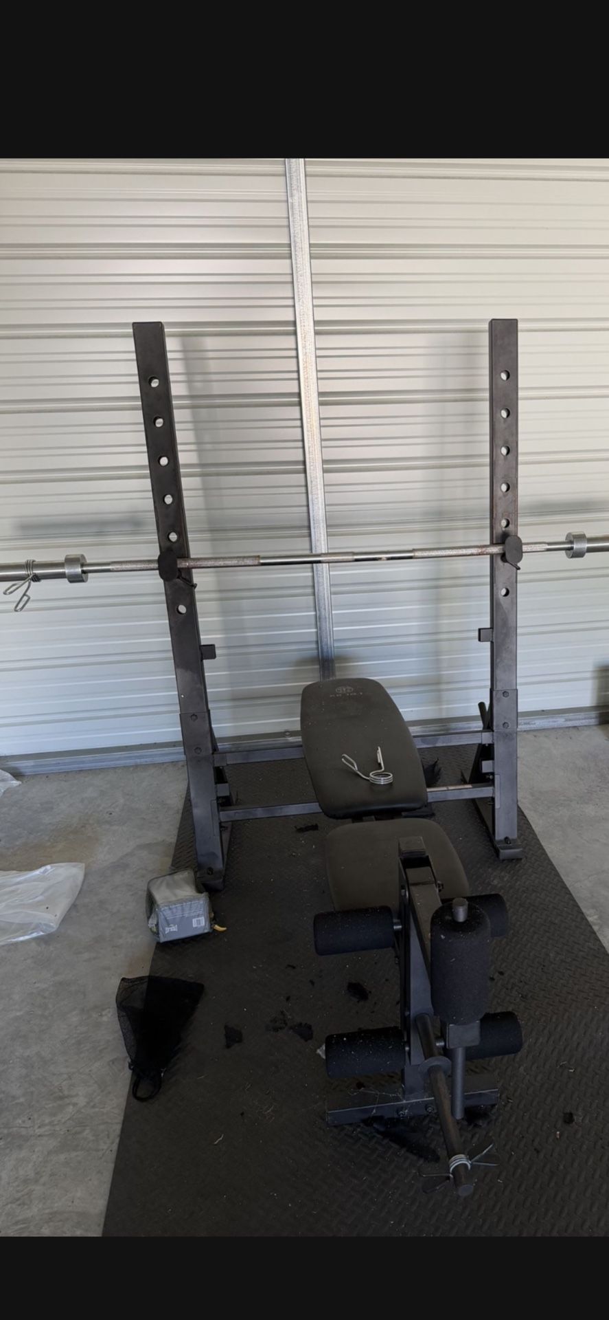 Adjustable Solid Bench 