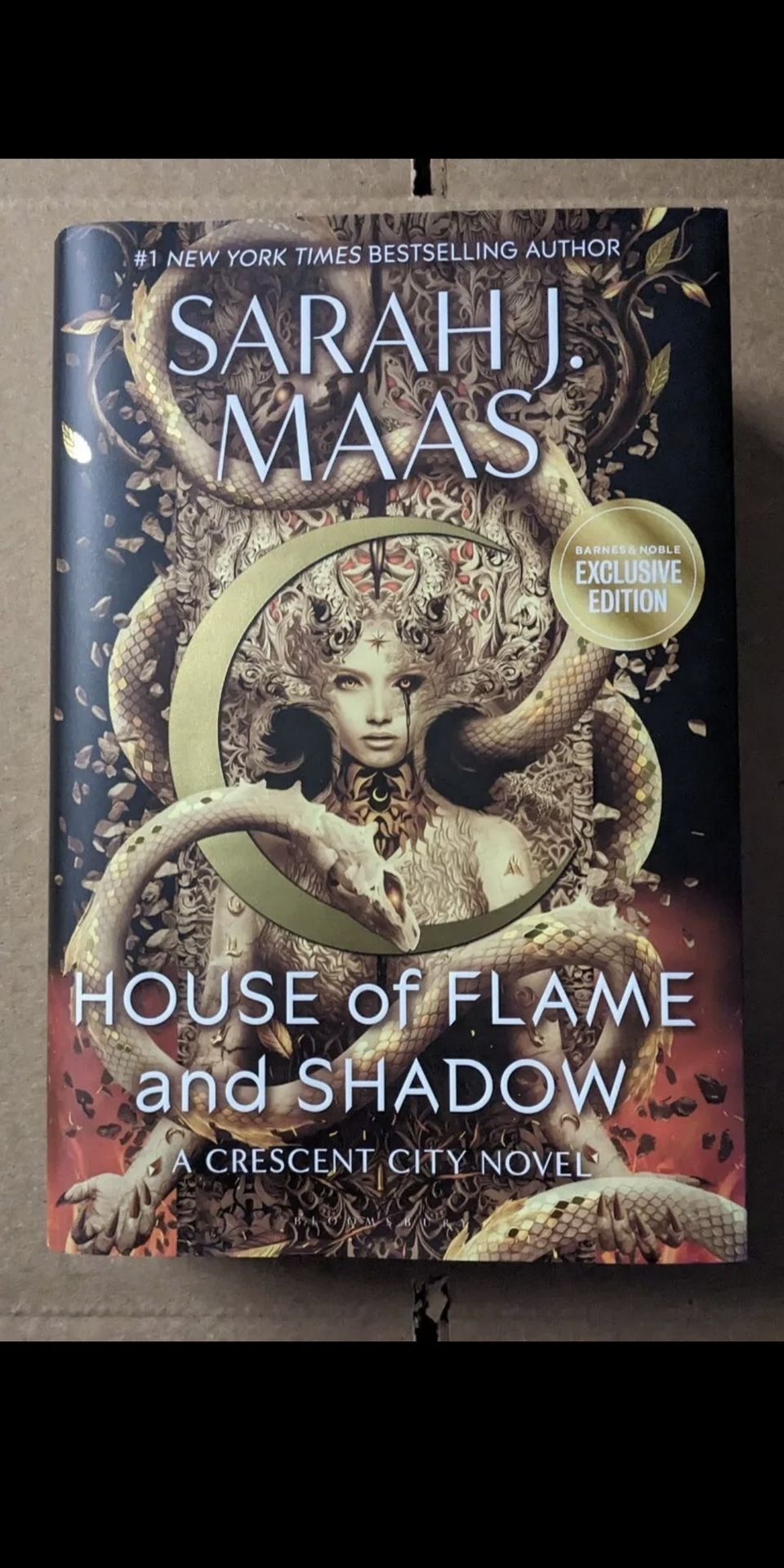 SIGNED Exclusive - House Of Flame And Shadow - Sarah J Maas