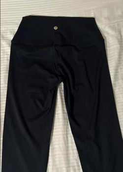 Lululemon Women's Navy and Black Leggings