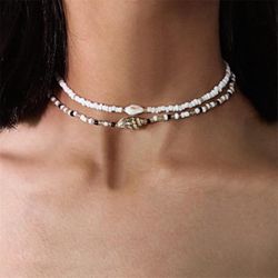 Hawaiian women's necklace