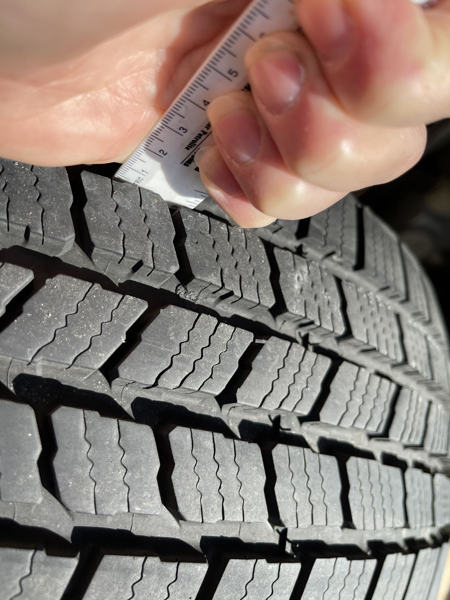 Michelin Defender LT225/75R16 Pair