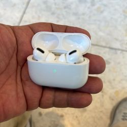 AirPods Pro 