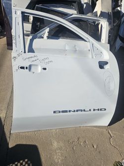 Gmc Sierra 2500 right door Oem