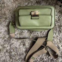 Michael Kors Crossbody Bag – Authentic – Cute Color