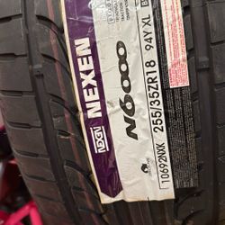 Low Tire 255/36 R18