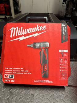 Milwaukee m12 Pex expansion kit new