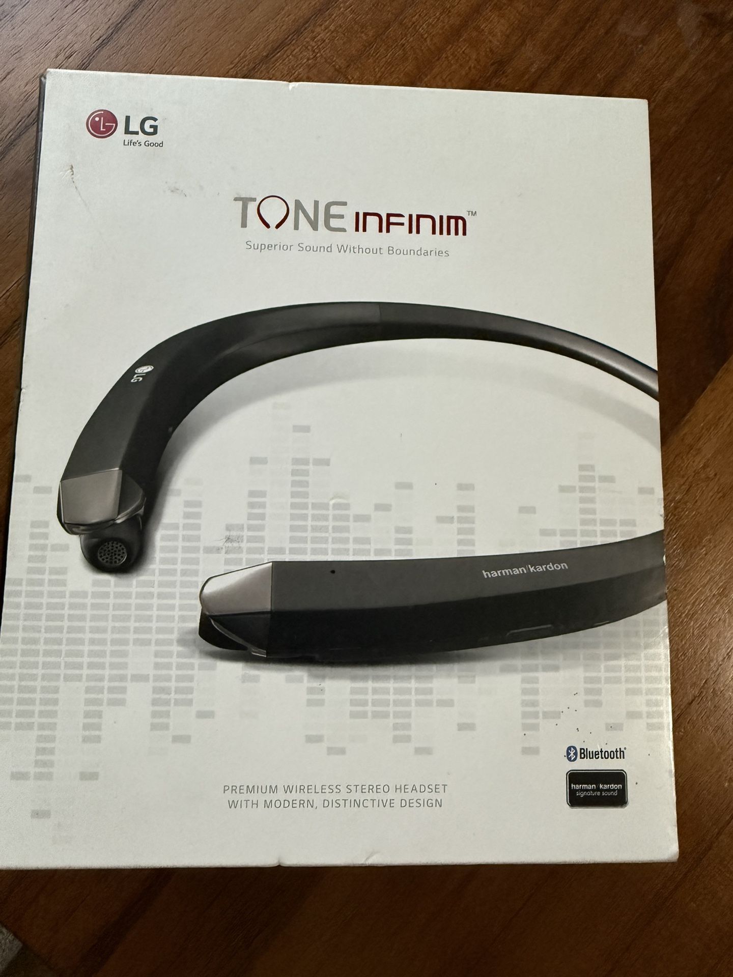 LG Tone Earbuds 