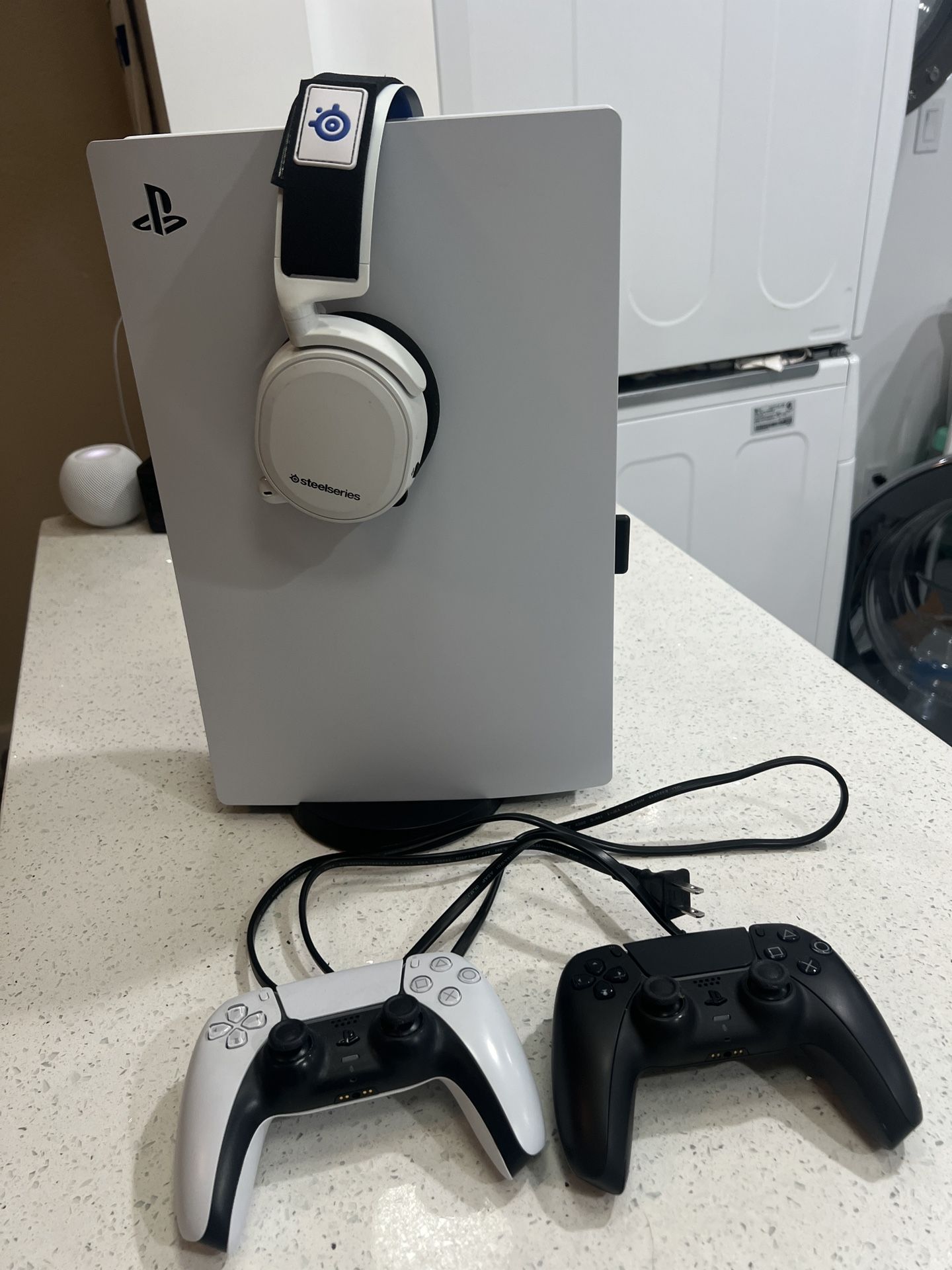 PS5 Digital Edition Console Bundle - 2 Controllers + SteelSeries Arctis 7P+ Wireless Headset