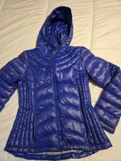 Andrew Marc Ladies Size Small Down Filled Jacket.   New Without Tags 