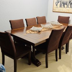Dinning Table With Chairs 