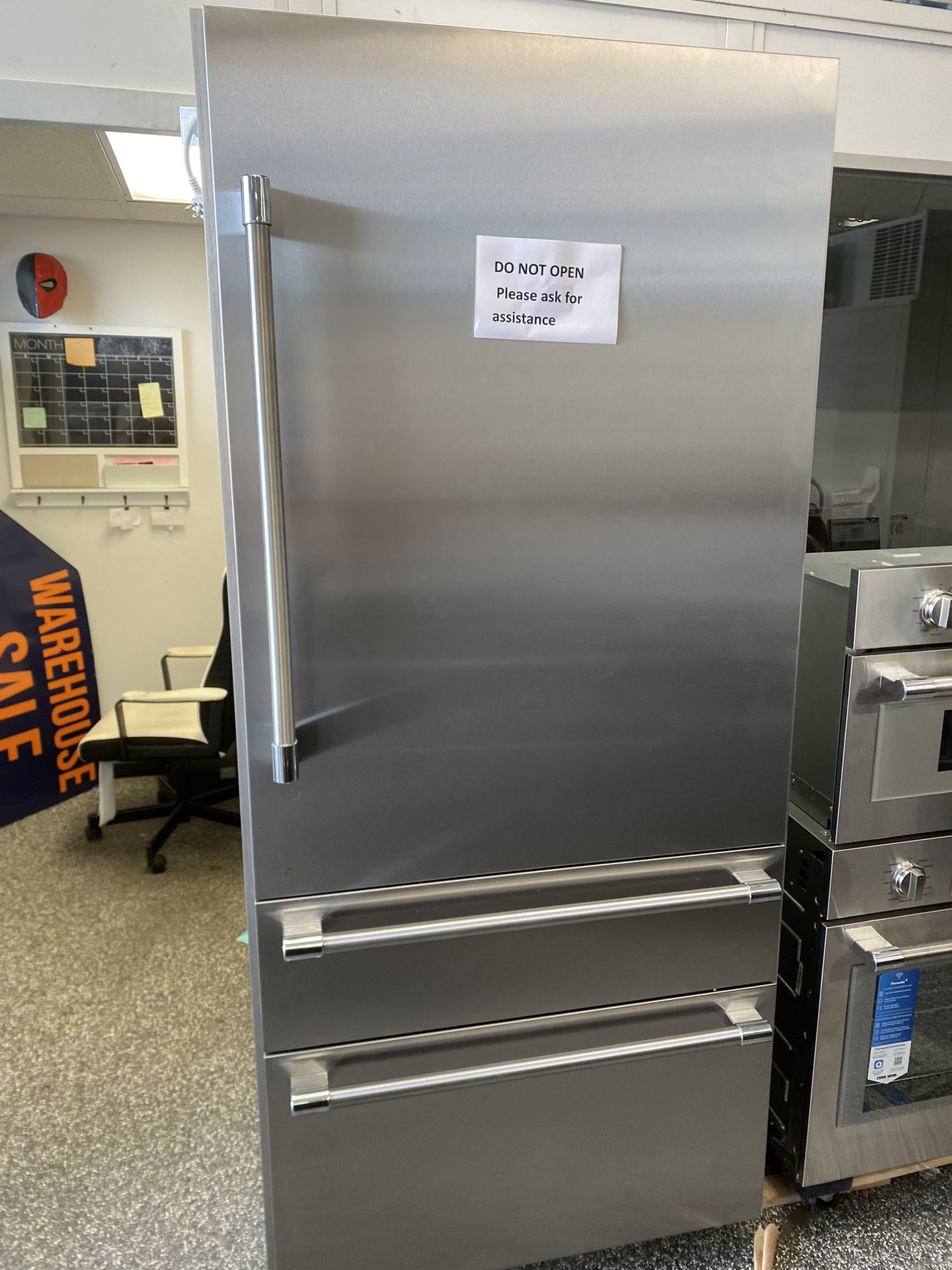 Thermador Freedom 36” Panel Ready Built In Bottom Freezer Fridge 