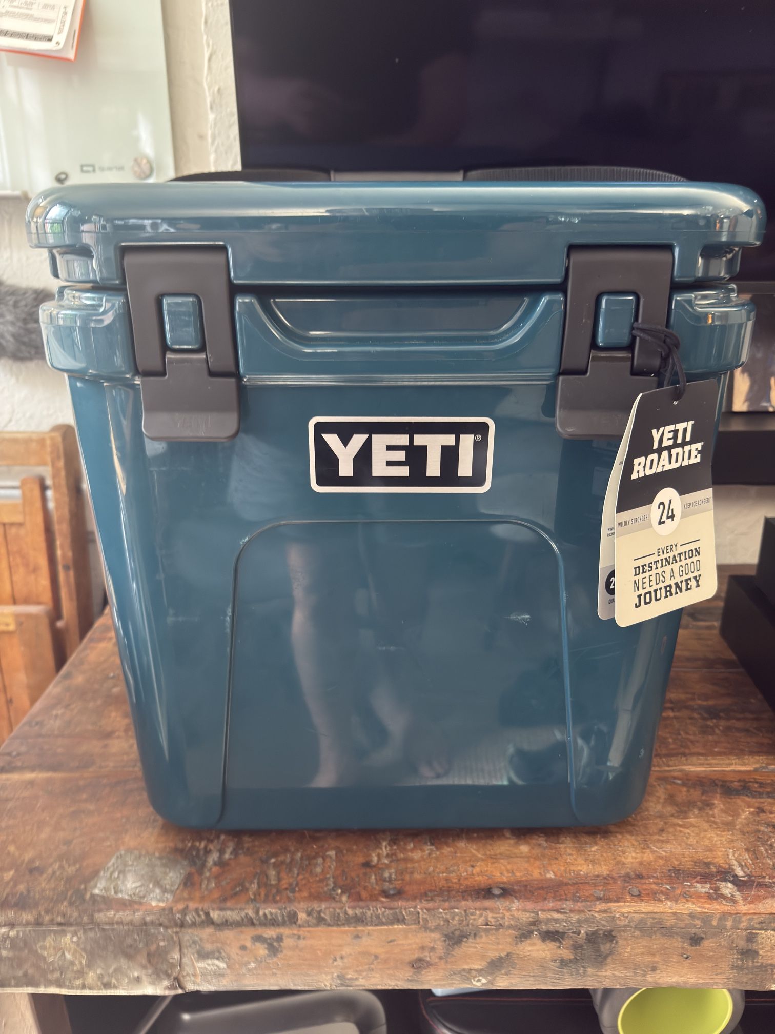 Yeti Roadie 24 Cooler - NEW