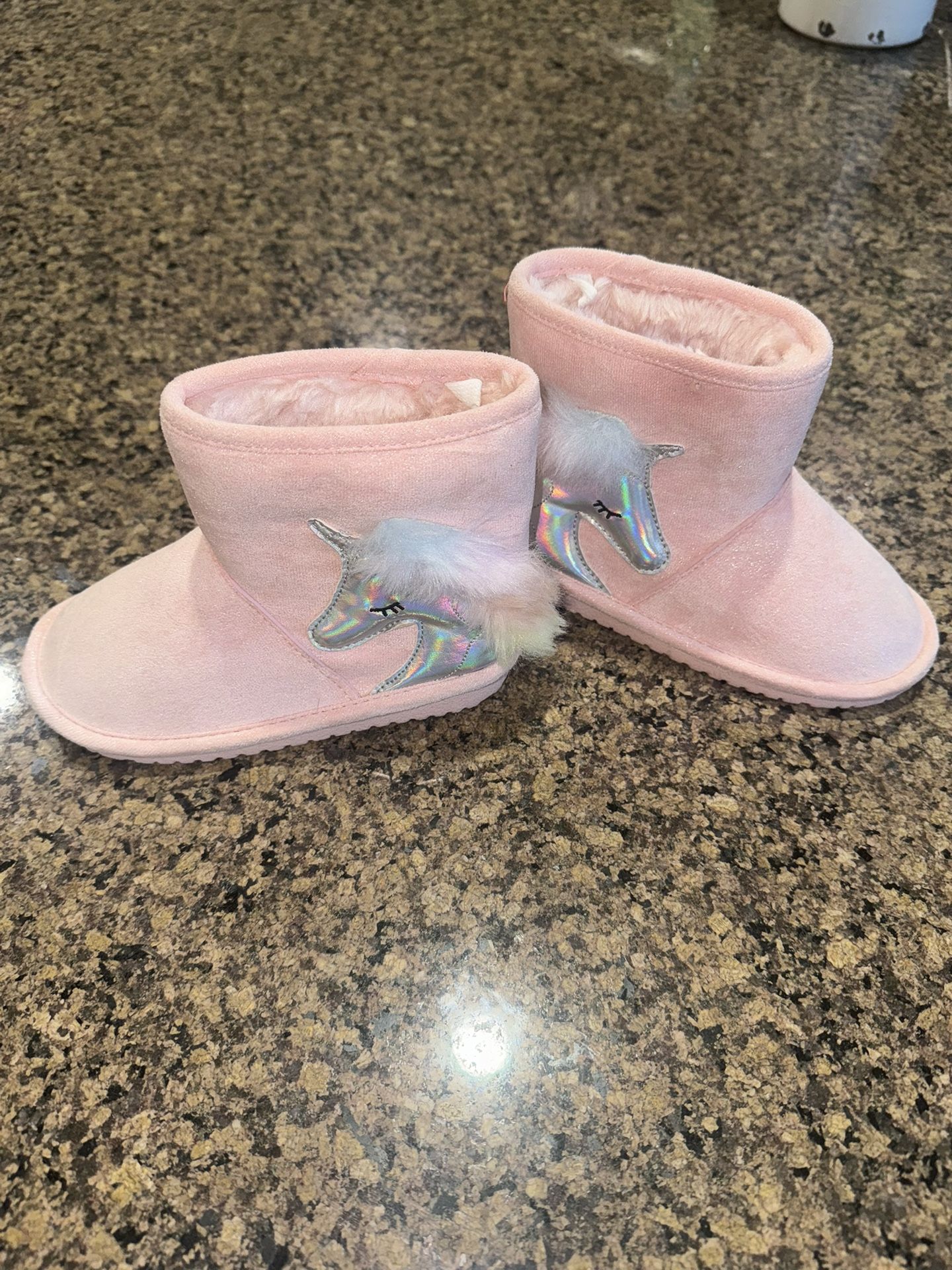 Children Place Unicorn Fuzzy Boot Size 9
