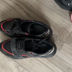 Burberry Men’s Size 11 