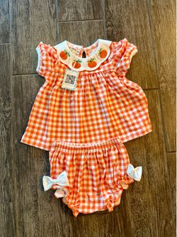 NWT plaid pumpkin set