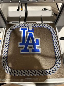 La Dodgers hype chain