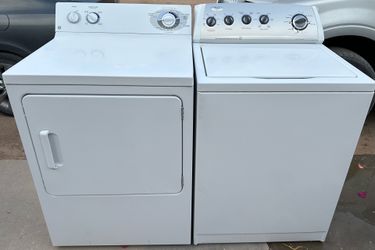 4.5cu Whirpool Heavy Duty Washer GE Electric Dryer Set