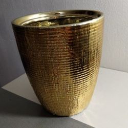 GOLD TONE CERAMIC POT PLANT HOLDER 7"×6"