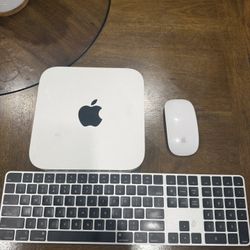 M2 Mac Mini 256gb (Costco)