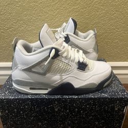 Jordan 4 Midnight Navy