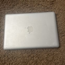 2010 Apple MacBook