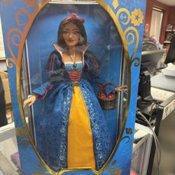 Snow White Limited Edition Doll 