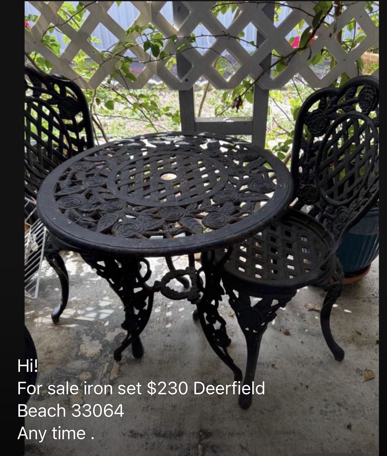 Iron Bistro Table And 2 Chairs $220