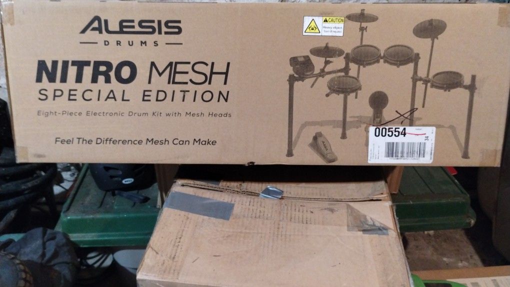 Alesis Complete Drum Set Plus Amp And Drum Seat.