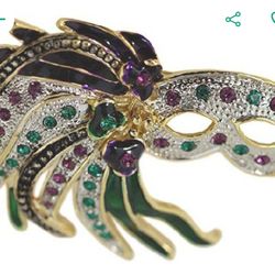 Mardi Gra Pendent brand new 