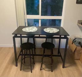 Black Bar Height Table with 4 Stools
