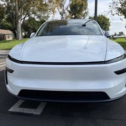 2025-2026 Tesla Model Y Juniper Head Light Lightbar Precut Smoked Tint Film / PPF