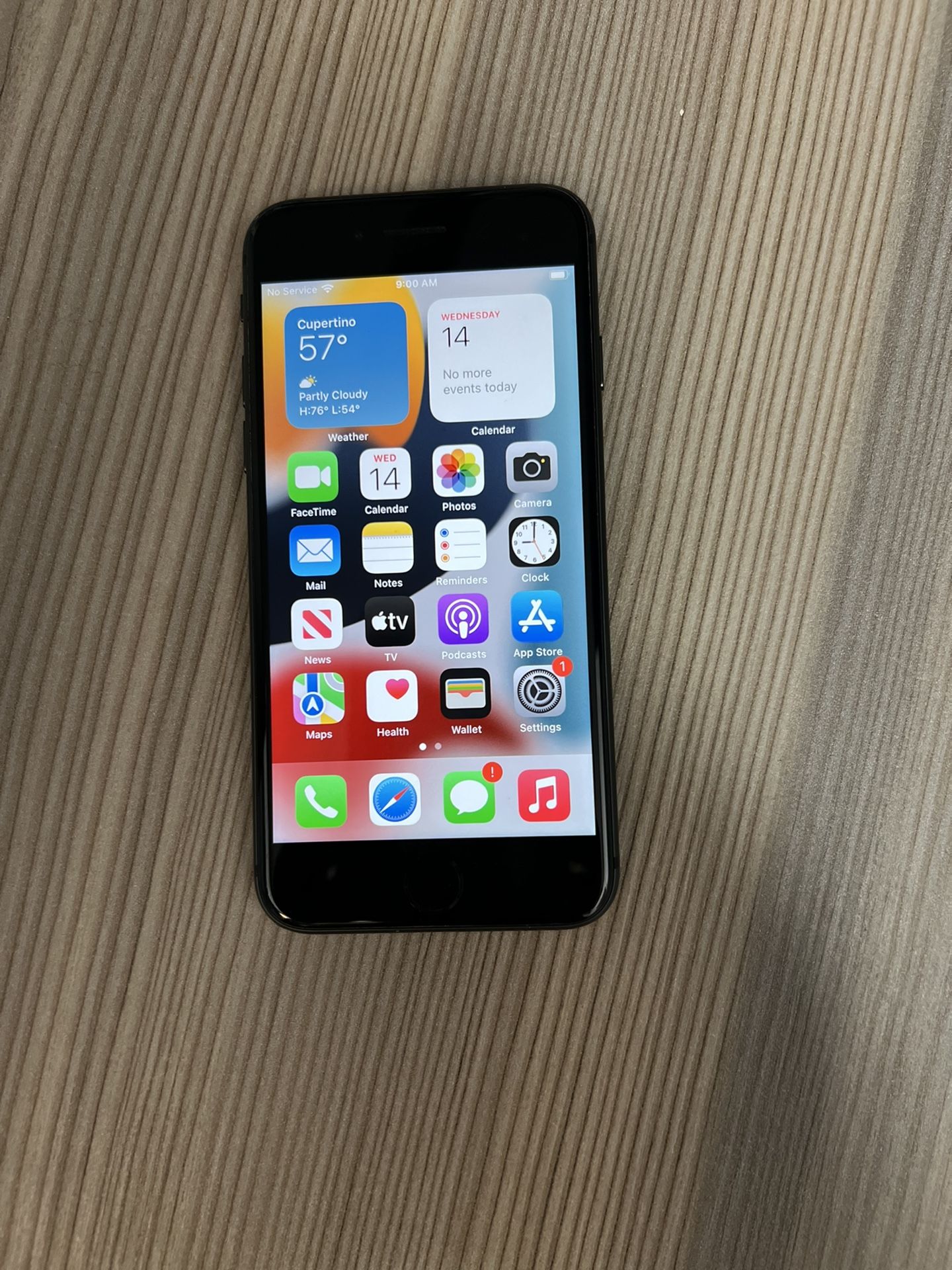 iphone 8 64 Gray Space Unlocked