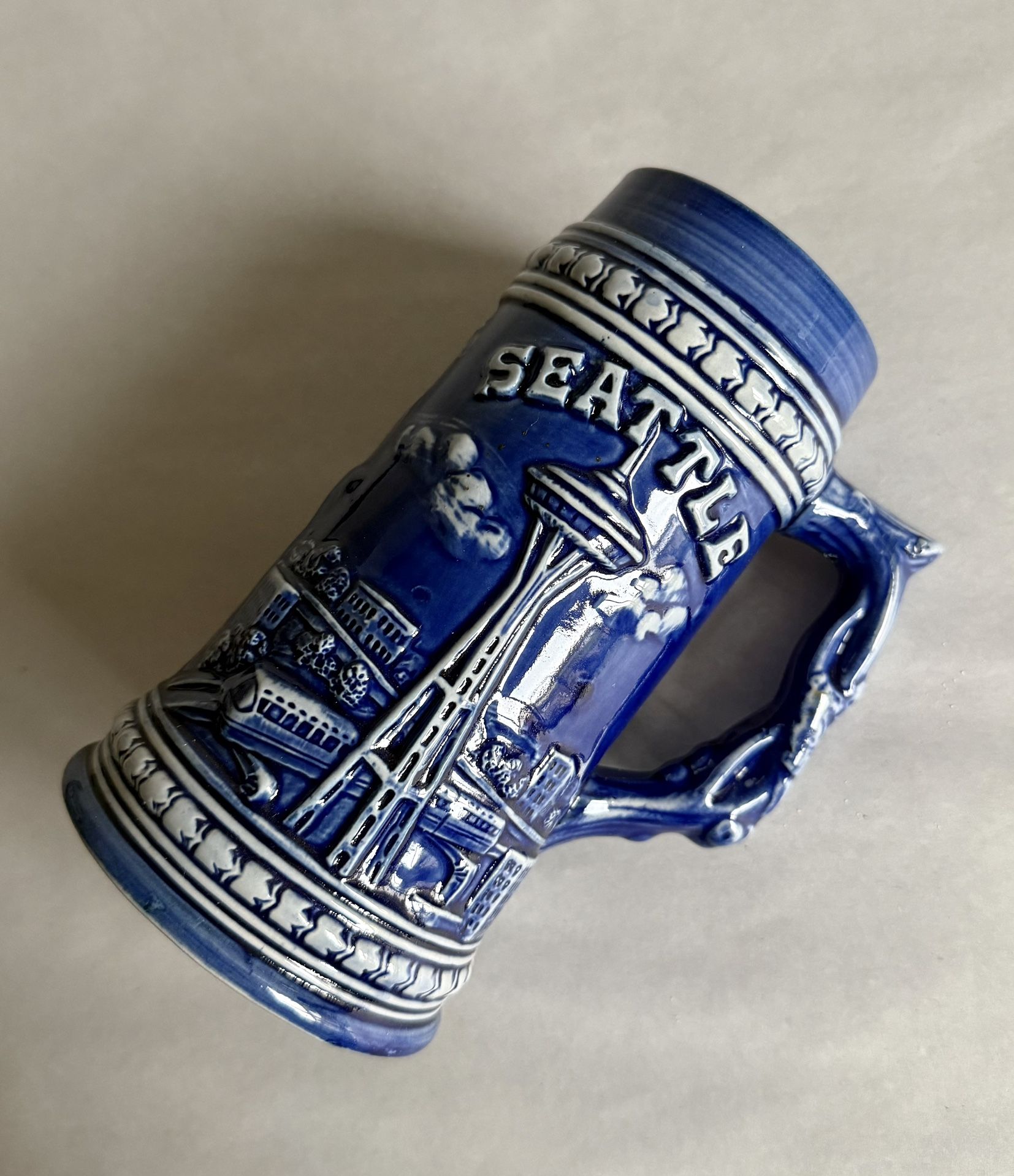 Vintage 24-oz Blue Seattle Ceramic Souvenir Stein
