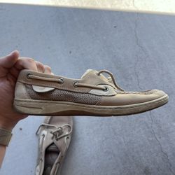 Women’s Sperry Size 8