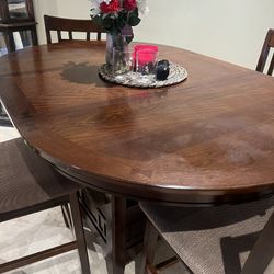 Dining table 