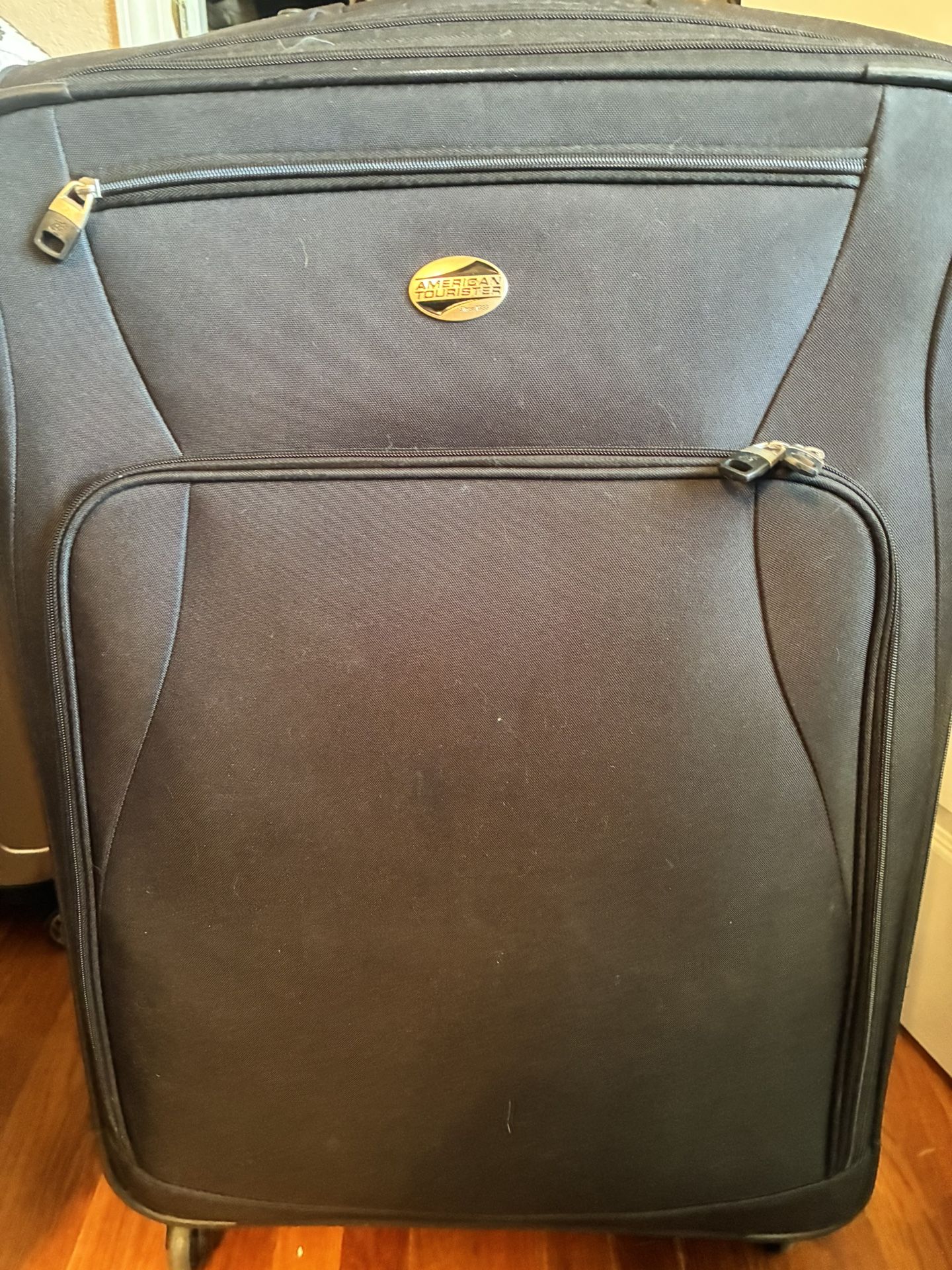 Extra Large Luggage American Tourista