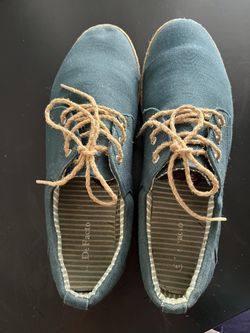 Mes’ Shoe  Size 44