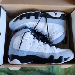 Air Jordan 9 Retro Size 12.5 