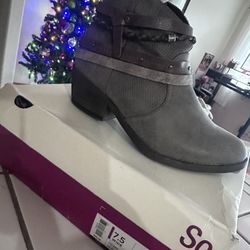 Ankle Boots 