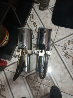 Hydraulic pumps