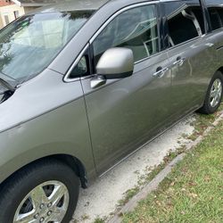 2011 Grey Nissan Quest 6 cylinder miles 104,000 asking $8500 obo Located Mount Dora Fla 32757