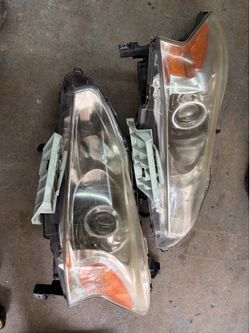 2013 Nissan Altima Headlights - Left & Right Pair