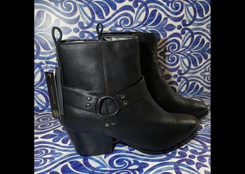 House Of Harlow Leather Boots New With Tags