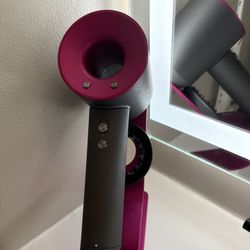 DYSON BLOW DRYER