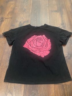 Women’s black rose t shirt size large #5